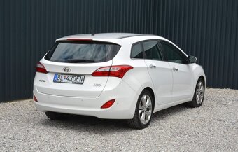 Hyundai i30 CW 1.6 CRDi, SR voz, 1. maj, TOP výbava, DPH - 3