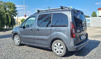 Citroen Berlingo 1,6e Benzín 5 miestne - 3