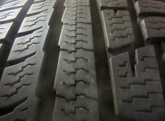 R17 Zimná sada AZE rozteč 5x114,3 235/55R17 NOKIAN - 3