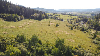 Rozsiahle pozemky na predaj 153.172m2, Dolný Hričov (okres - 3