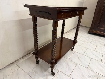 Starožitný konzolový stolek - 3