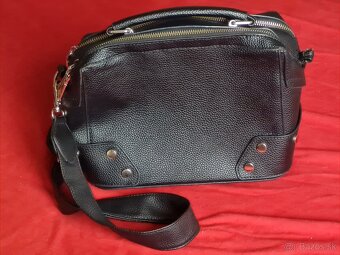 Čierna dámska kabelka - 3