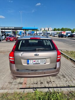 Kia ceed combi 2009 - 3