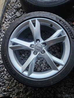 5x112 R19 255/40R19 - 3