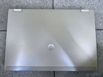 HP EliteBook 8440p / Intel i5 / 4GB RAM / 320GB HDD / 14" - 3