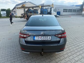 Superb III Sport - 3