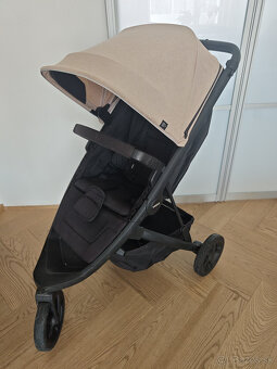 Predám Thule Spring Black kočík s príslušenstvom - 3