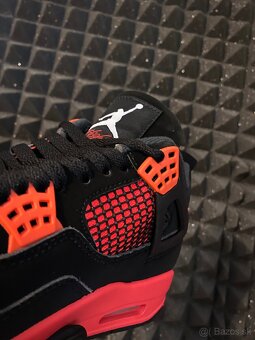 Jordan 4 red thunder - 3