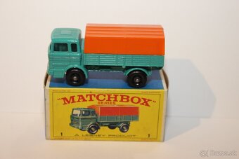 Matchbox RW Mercedes truck - 3