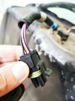 Lada Vaz Žiguli Nádrž injector - 3