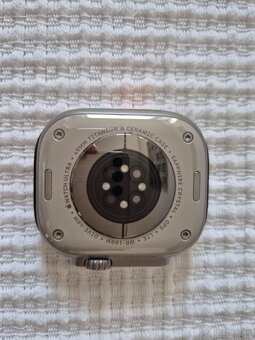Apple Watch Ultra 49mm – Titanium - 32GB - 3