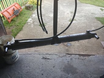 Hydraulický piest - 3