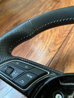 Volant na Audi S line - 3