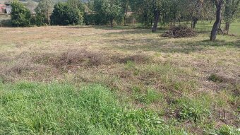 Stavebný pozemok v obci Nižný Skálnik okres RS 715 m² - 3