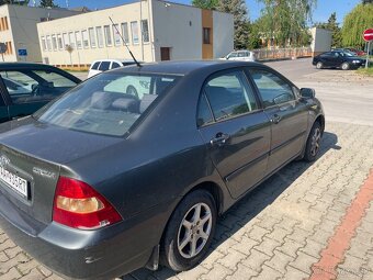 Predám toyota corolla 1.4i sedan rok 2003 - 3