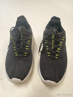 Tenisky Nike a kožené poltopánky Meindl - 3