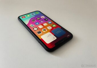 Apple iPhone XR 128GB Black - 3