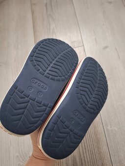 Crocs - 3