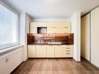 1-izbový byt 40m2 , kompl. rekonštrukcia, Košice-Staré mesto - 3