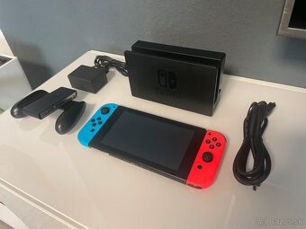 Nintendo Switch - 3