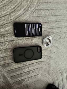 Apple iPhone 16E Black 128GB 18m Záruka O2 TOP - 3