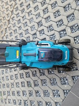 Aku kosačka MAKITA DLM330 - 3
