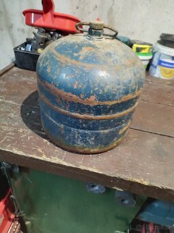 Plynová mala bomba - 3