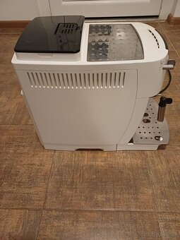 Kávovar Delonghi - 3