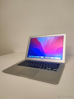 MacBook Air 2017 | i5 • 8GB • 128GB - 3