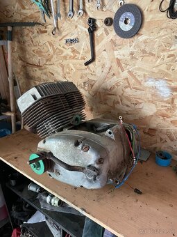 Predam motor čz350 - 3