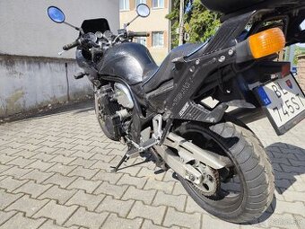 Suzuki Bandit 1200 - 3