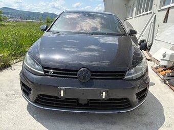 Golf R 221kw 4motion DSG Pokazeny motor - 3