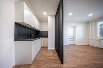 NOVINKA: moderný 2-izbový byt, KOMPLETNÁ REKONŠTRUKCIA - 3