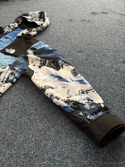 TNF x Supreme mountain jacket - 3