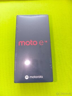 Motorola E14 nový telefón - 3