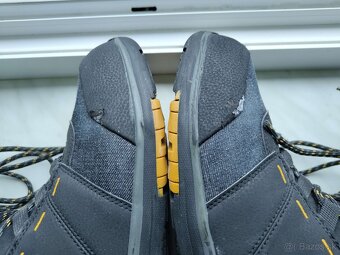 Boty GRAVITY MANUAL BLACK/YELLOW 17/18 Veľkosť: 45.5 - 3
