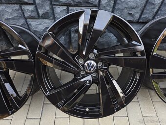 5x112 R20 VW Nevada Touareg Rline CR7 - 3