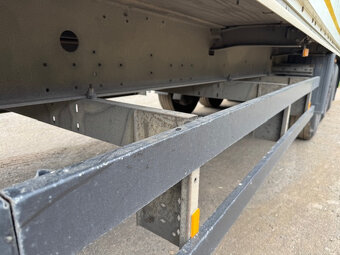 Schmitz Cargobull SK0 24/L-13 IZOTERM 1 - 3