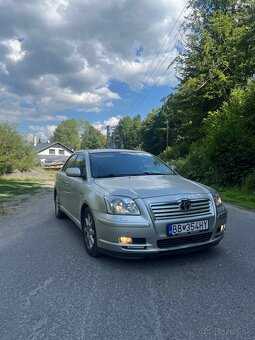 TOYOTA AVENSIS 2.2D - 3