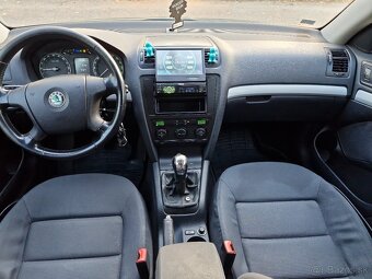 Skoda Octavia 1.9 tdi 77kw 105 ps sedan modrozelená METALIZA - 3