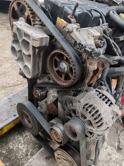 Motor 1.9 Dci F9QE8 Renault - 3