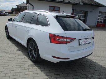 ŠKODA SUPERB 2,0TDi 147kw DSG Sport 4X4 LED 2020 - 3