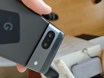 Predám Google Pixel 7 128 GB čierny - 3