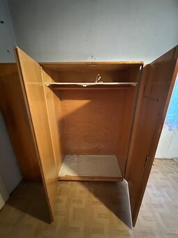 Retro skriňa v top stave - 3