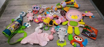 Senzomotorické hračky, termoobal a hryzadlá pre bábätko - 3