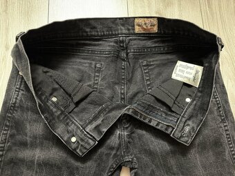 Nové,pánske,kvalitné džínsy WRANGLER - 33/32 - 3