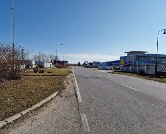 Pozemok v priemyselnej časti mesta Sereď na predaj - 3