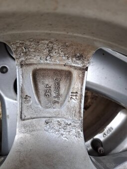 Predám kompletnú zimnú sadu Škoda Octavia  III - 3