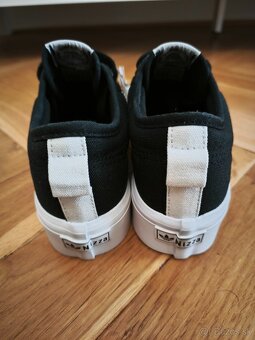 Dámske topánky Adidas - 3