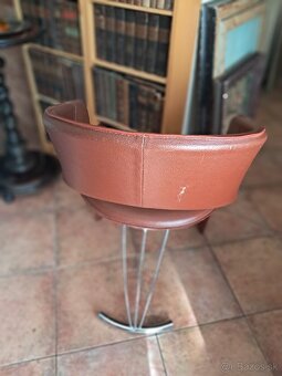 Dizajnové kreslo - 3